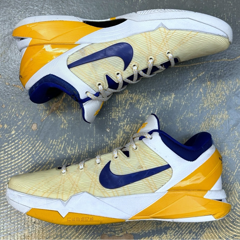 Nike Kobe Bryant VII Lakers Home 488371-101 Sunday White Concord Del Sol